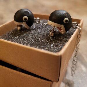 Chomper earrings
